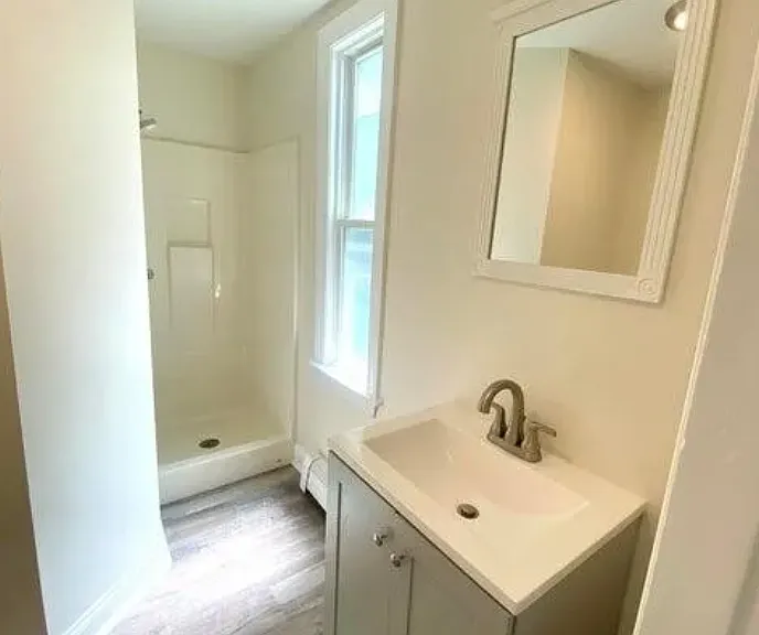 23 Hanover St #2 — Photo 2