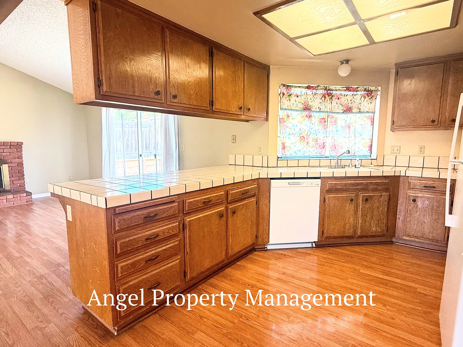 2208 Begonia Court - 1 — Photo 3
