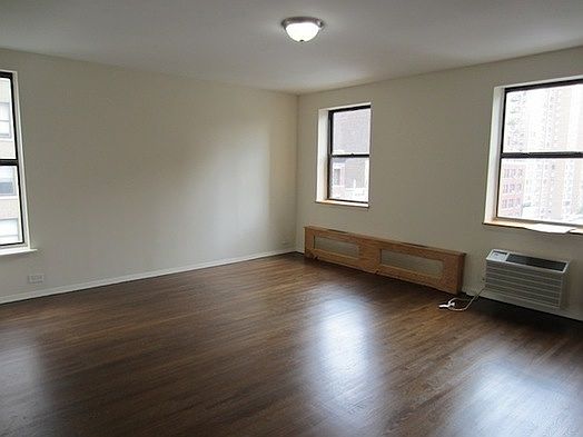 1st image of 459 Park Ave