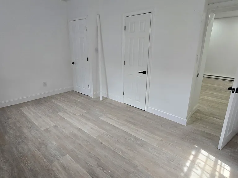 4514 Osage Ave #1R — Photo 6