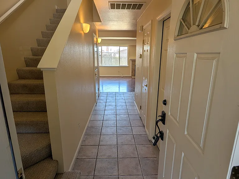 9 Orange Blossom Way — Photo 2