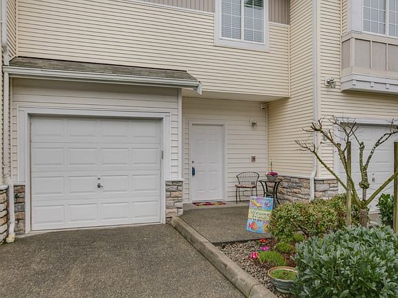 2nd image of 6832 20th St E Unit E4