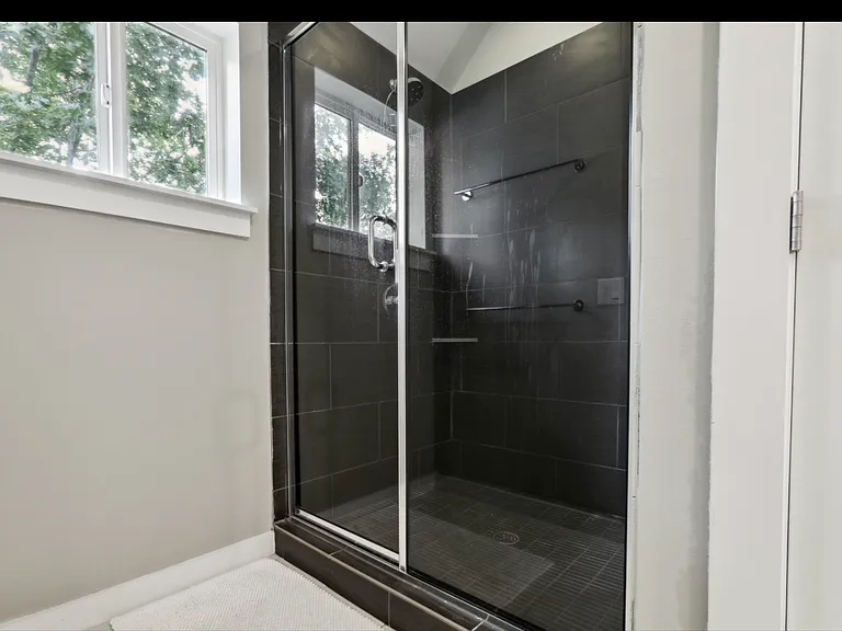 3001 Del Curto Rd — Photo 17