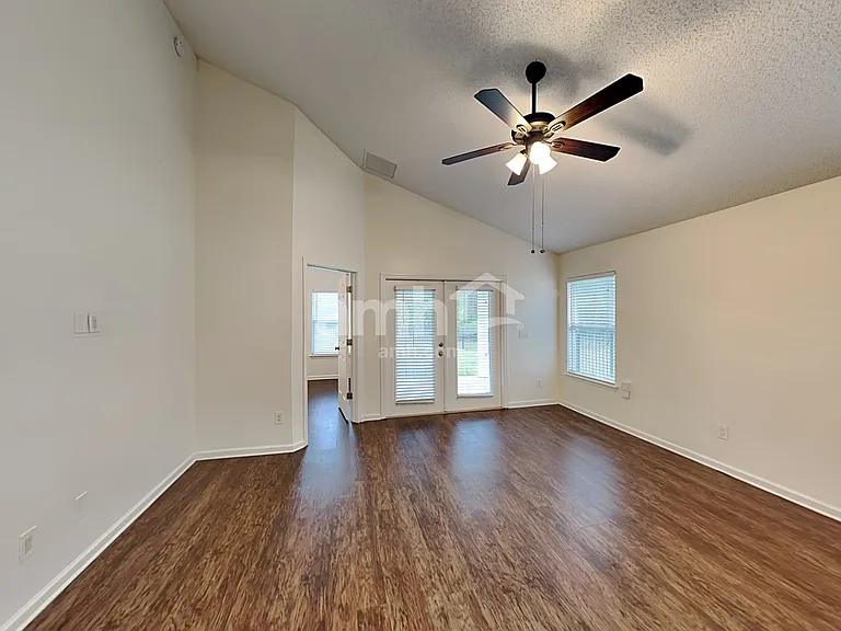 979 Misty Maple Ct — Photo 7