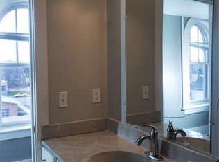 711 W Alexandrine St APT 101, Detroit, MI 48201