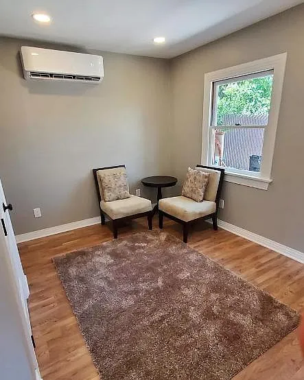 1420 N Avenue 53 — Photo 2