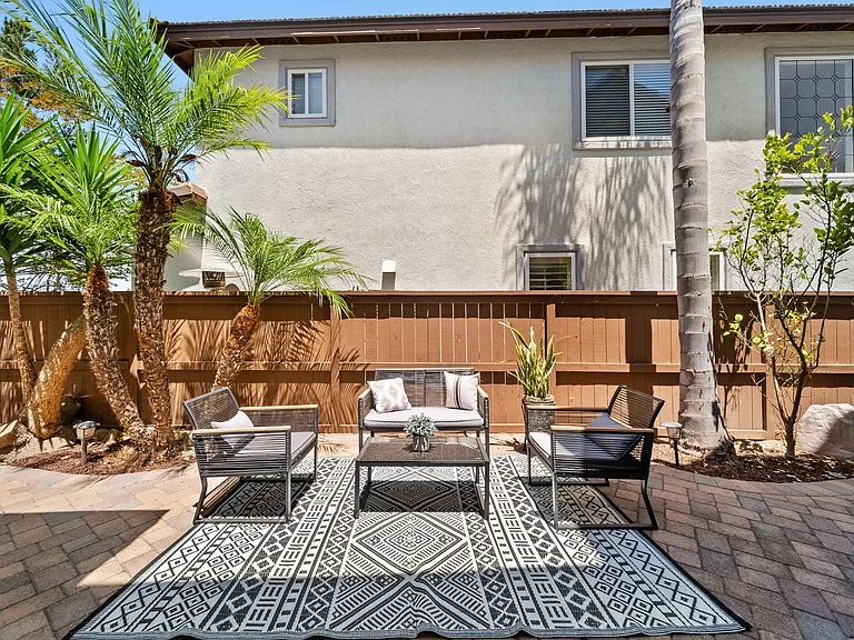 1546 Black Walnut Dr — Photo 45