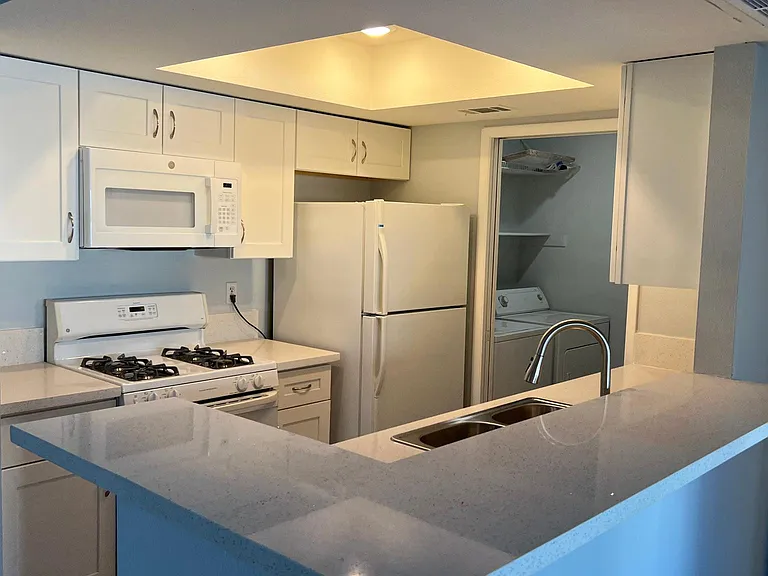 7100 Pirates Cove Rd #1092 — Photo 16