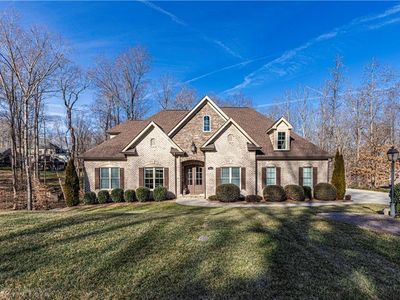 7501 Henson Forest Dr, Summerfield, NC, 27358