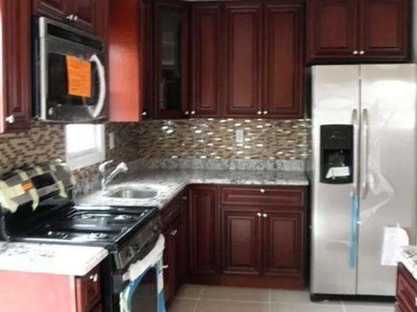 17611 126th Ave, Jamaica, NY 11434