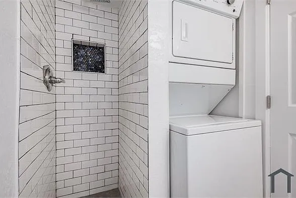 2411 W Hazelwood St #77 — Photo 12