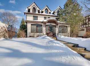 2015 Irving Ave S, Minneapolis, MN 55405