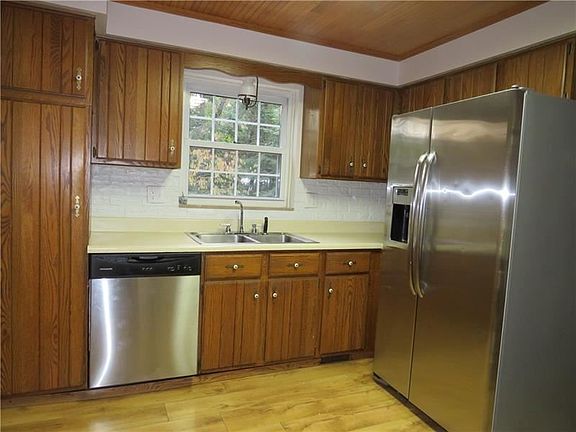 5th image of 189 Glenview Dr