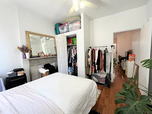 Rented by Compass | media 4