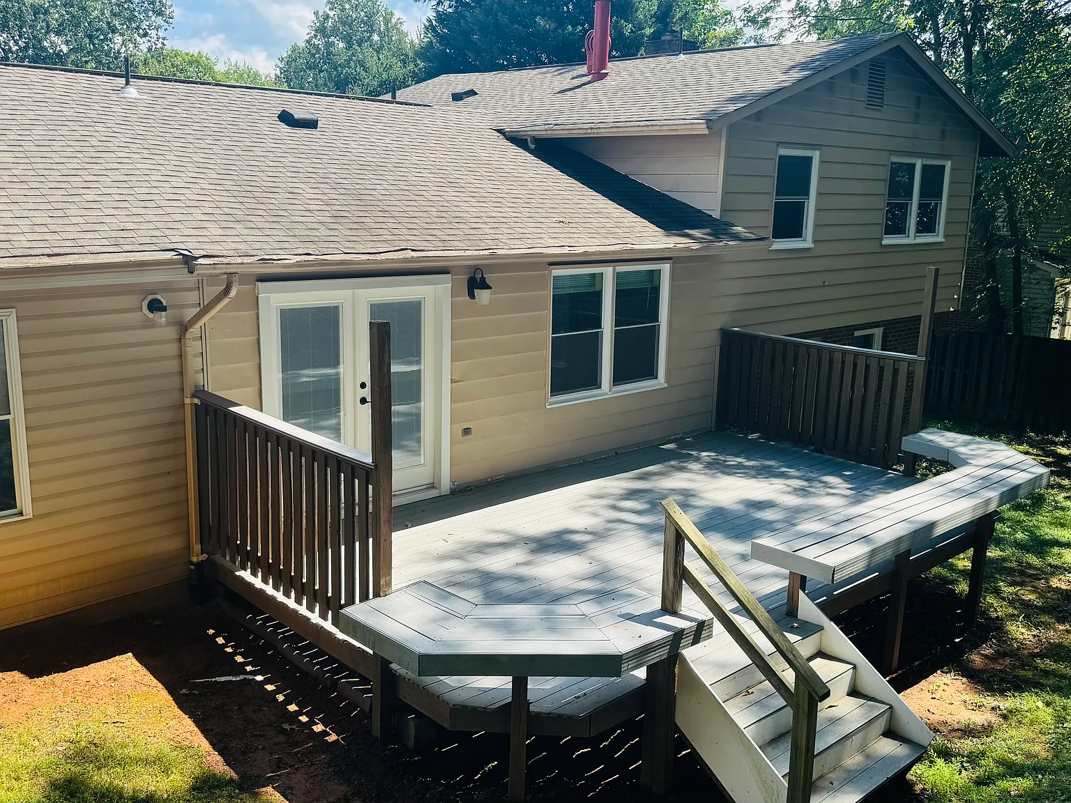 4 bed, 2021 sqft, $3,800 — Photo 3