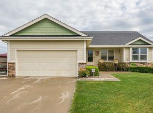2809 SE Stone Ridge St, Grimes, IA 50111