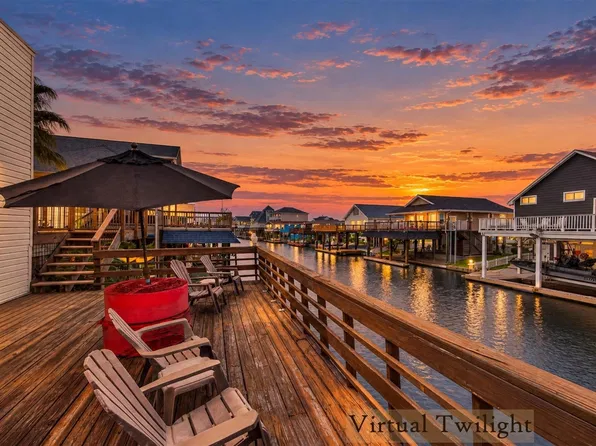22814 Vida St, Galveston, TX 77554