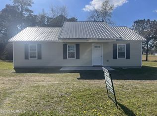 153 Oliver Cooper Rd, Richlands, NC 28574