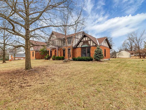 3rd image of 8819 Gladlea Dr