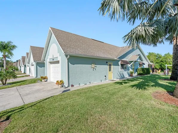 9411 Tara Cay Dr #14, Seminole, FL 33776