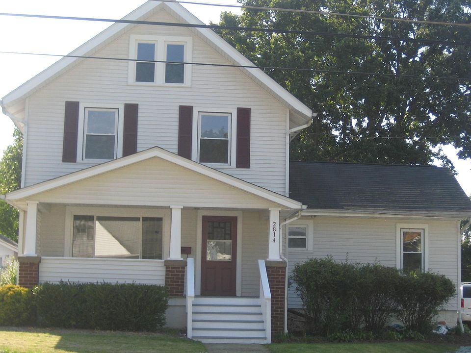 1st image of 2814 6th St