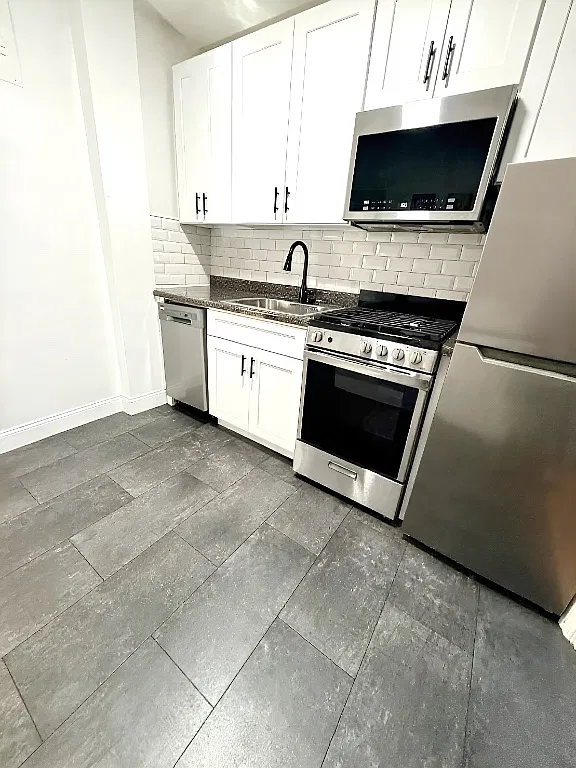 1 bed, 1.0 bath, $2,450 — Photo 3