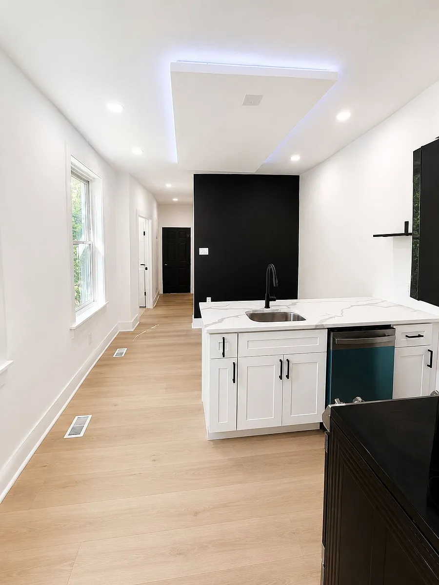 Building Photo - 1410 S 52nd St #1