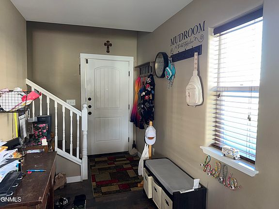 4th image of 2714 Chokecherry St