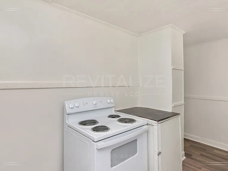 2314 Gill Rd — Photo 8