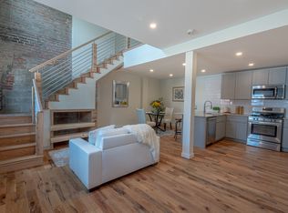 275 4th St #3R, Troy, NY 12180