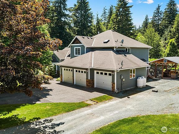 2nd image of 13924 266th Avenue SE