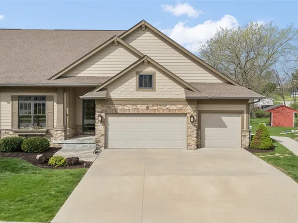 904 Eagle Creek Blvd SW, Altoona, IA 50009
