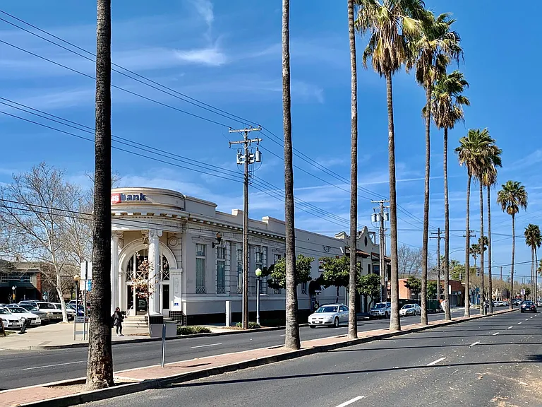 3628 Martin Luther King Jr Blvd — Photo 13