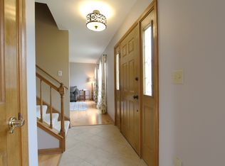 284 Tecumseh Dr, Bolingbrook, IL 60490