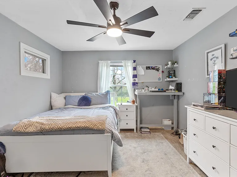 4228 Winfield Ave — Photo 10