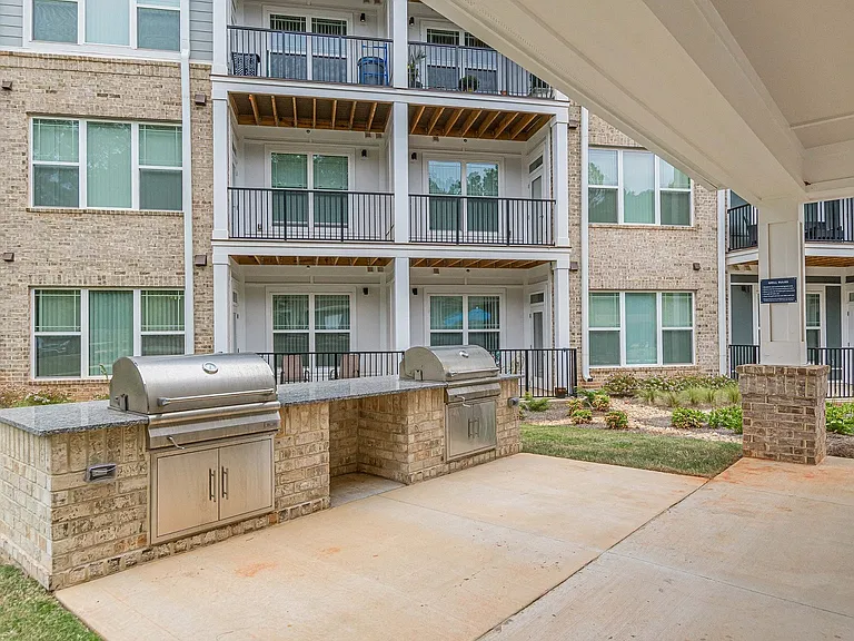 Willow Place 55+ Apartments — Photo 8