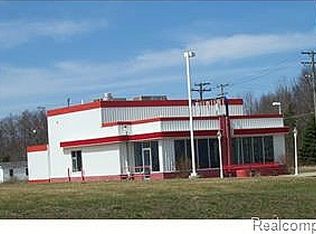 5743 N Lapeer Rd, North Branch, MI 48461