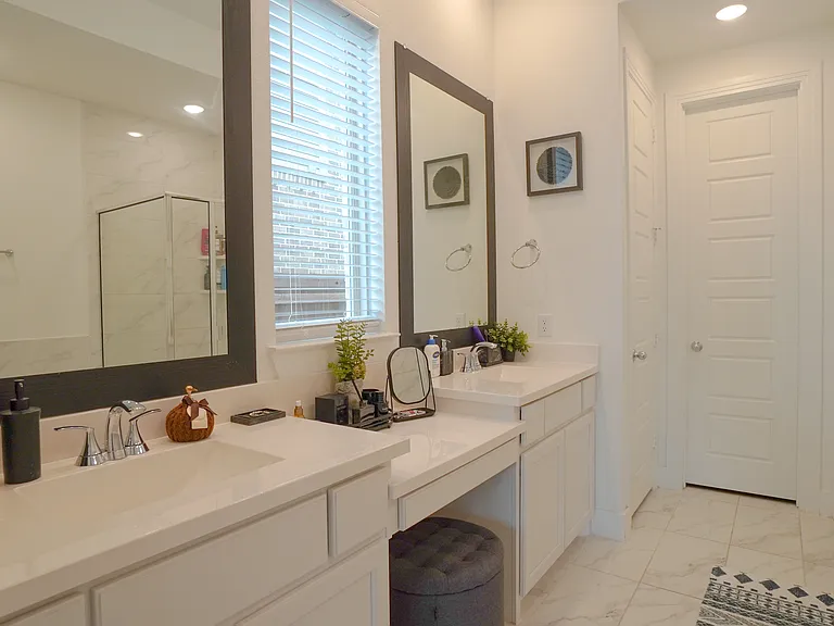 5727 Huffines Blvd — Photo 14
