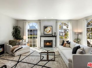 5848 W Olympic Blvd APT 102, Los Angeles, CA 90036