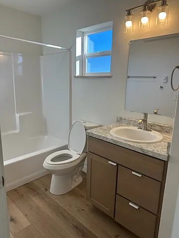 1404 Windsor Dr #C — Photo 11