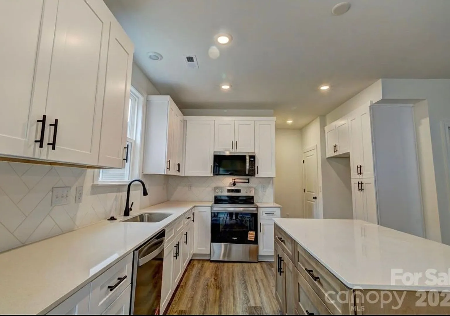 Charming 3BR House in Shelby — Photo 1