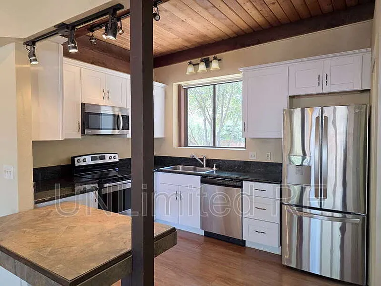 355 Canyon Diablo Rd — Photo 5