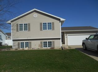 4928 Quesada Ave, Cedar Falls, IA 50613