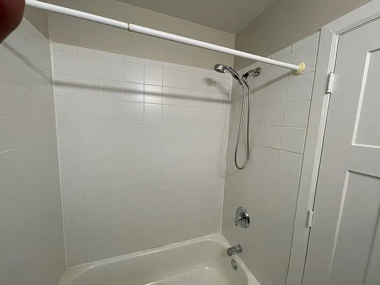 5129 S Harper Ave — Photo 8