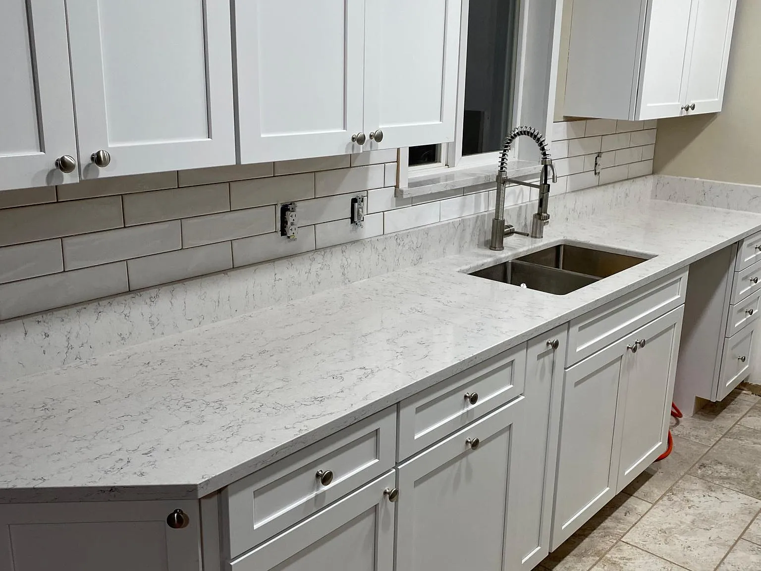 3 bed, 1.5 bath, 1180 sqft, $3,000 — Photo 3