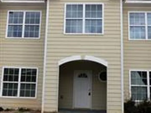 118 Brixton Cir, Carrollton, GA 30117
