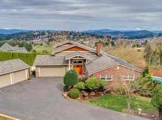 12455 SE Ridgecrest Rd, Happy Valley, OR 97086