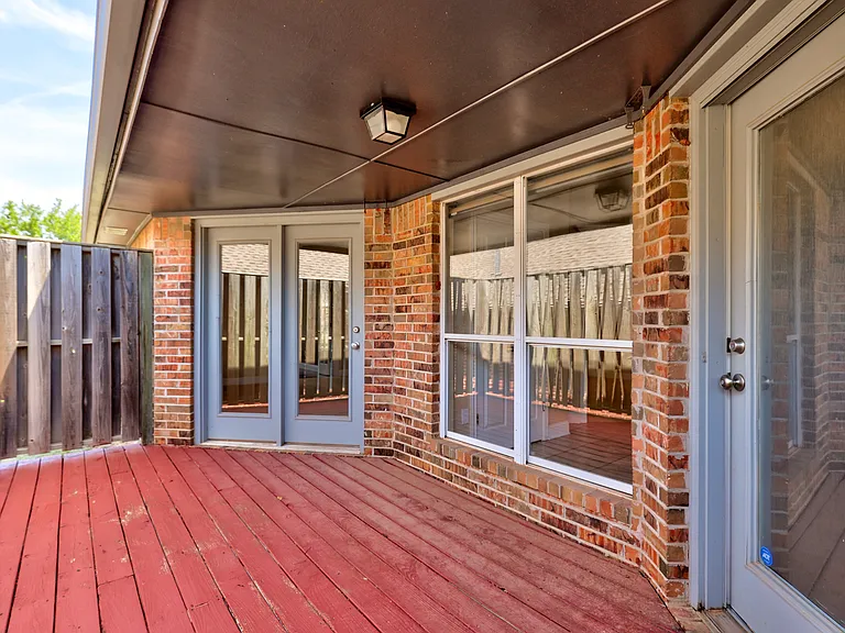 2104 Del Simmons Dr — Photo 55