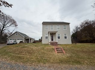10647 Schantz Rd, Breinigsville, PA 18031