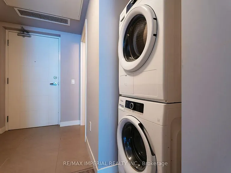 308 Lester St #210 — Photo 14